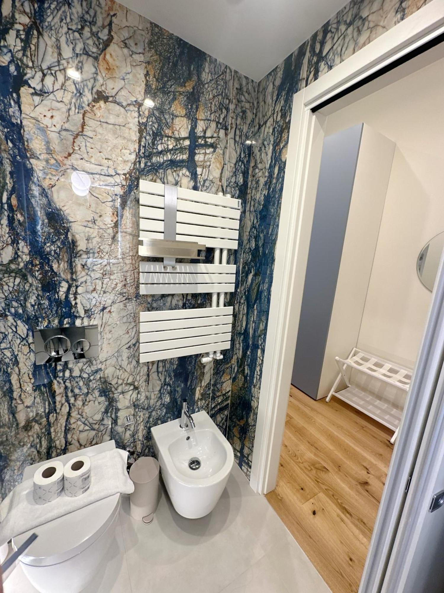 Apartment Private With Wi-fi Near Duomo Atena Mailand