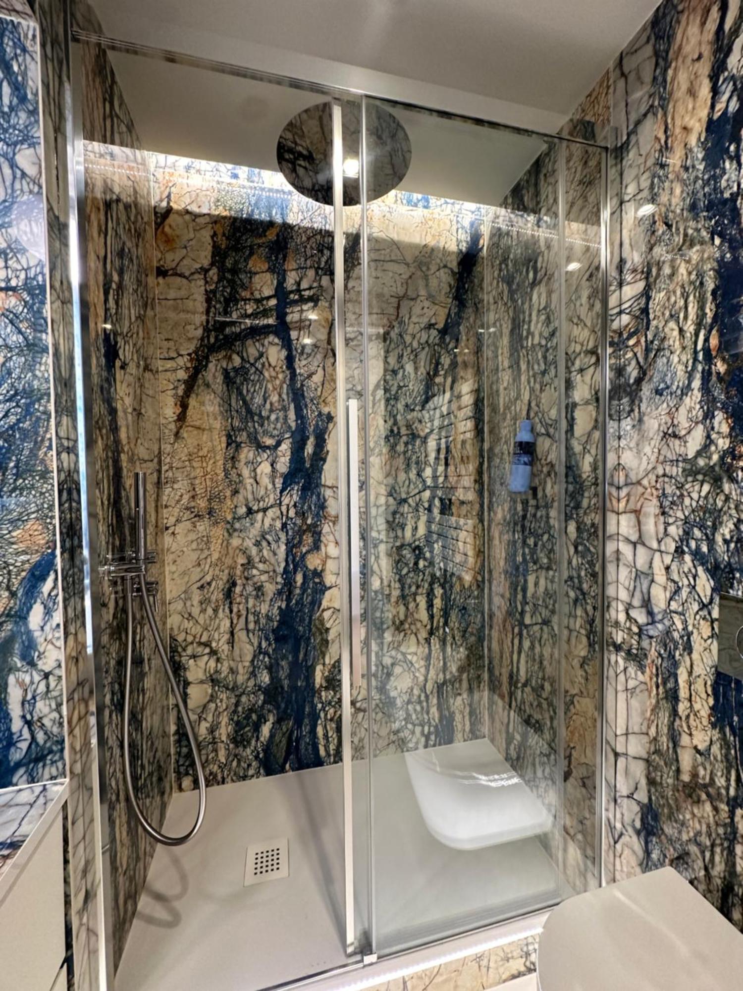 Private With Wi-fi Near Duomo Atena Milan